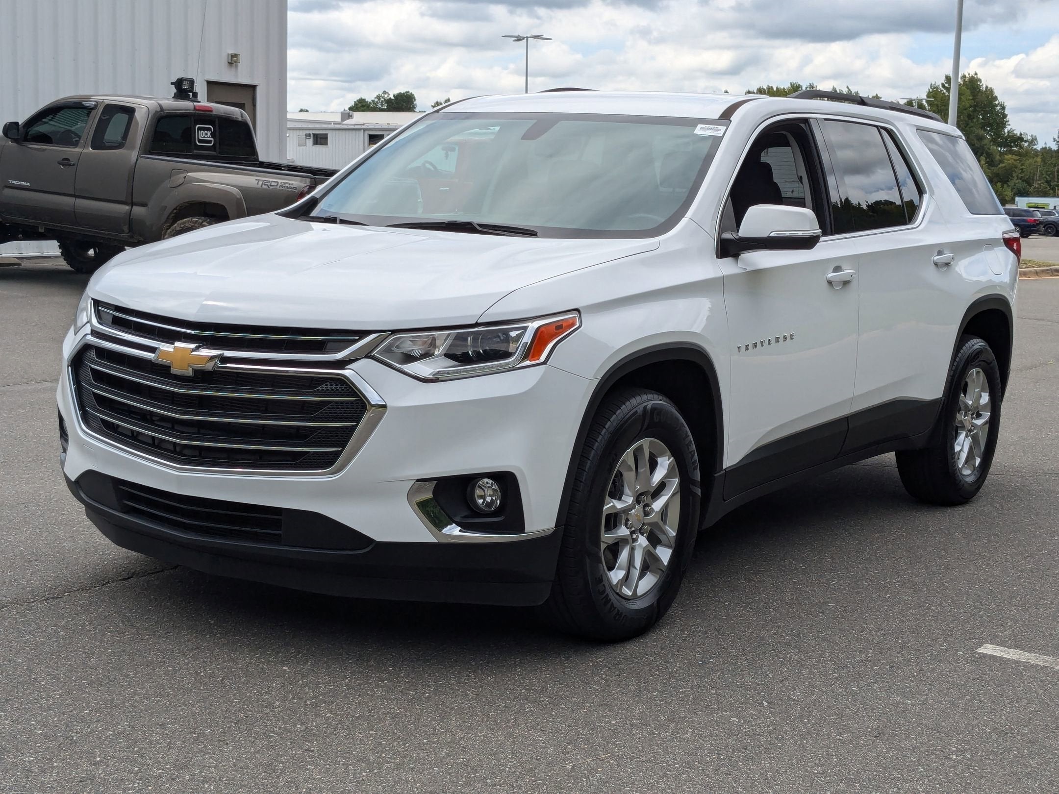 2021 Chevrolet Traverse LT Cloth in Wake Forest, NC Raleigh Chevrolet