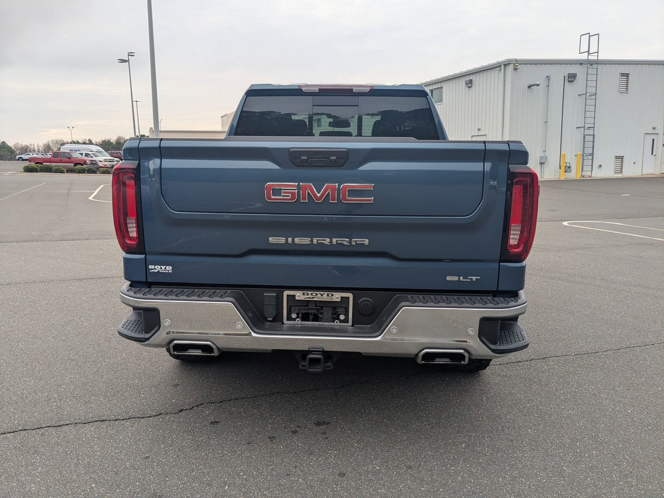 2024 GMC Sierra 1500 SLT
