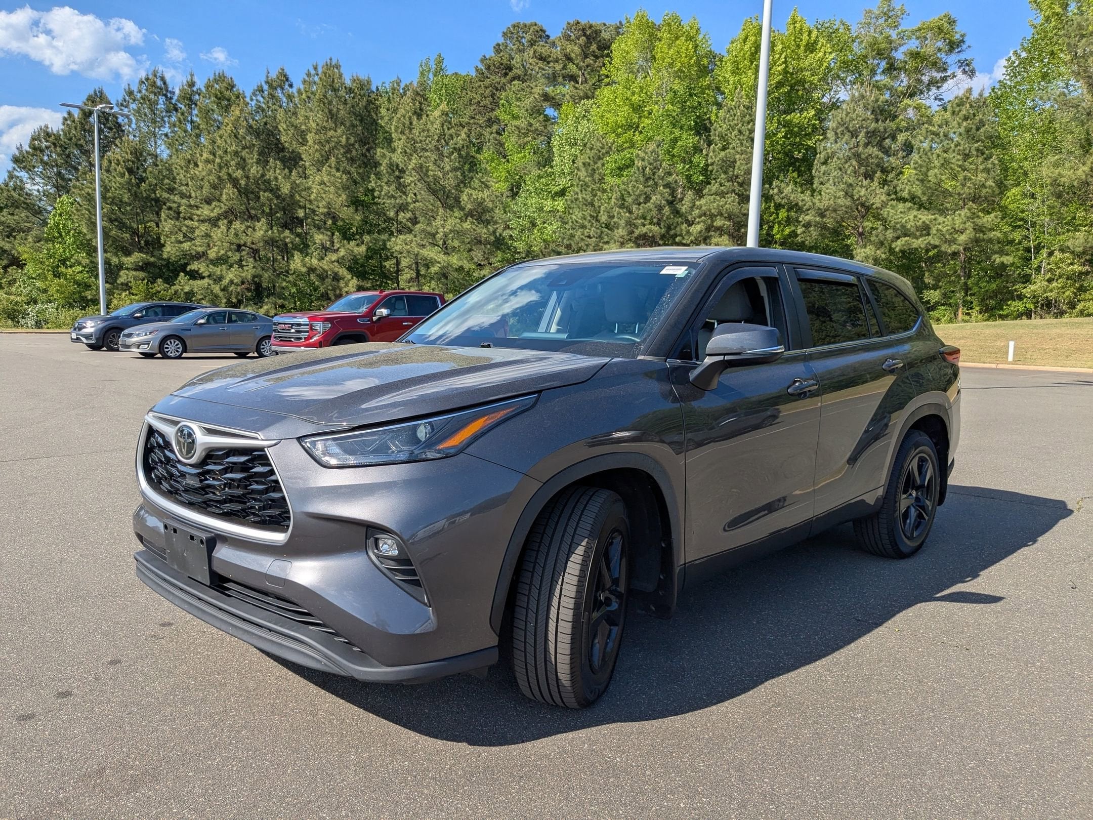 2023 Toyota Highlander L