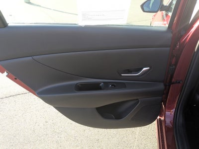 2024 Hyundai Elantra SEL