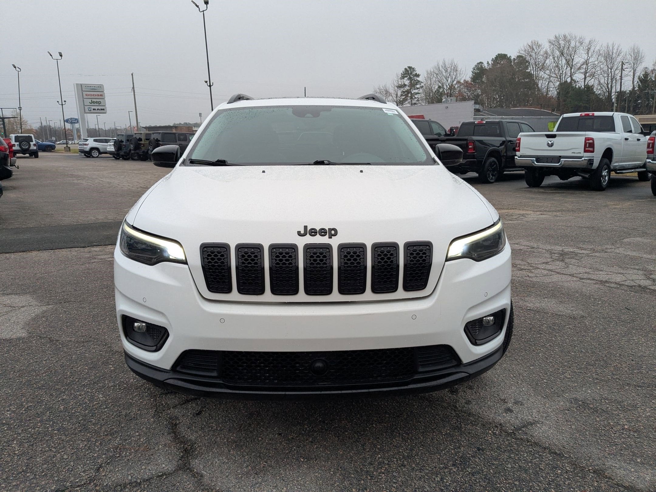 2023 Jeep Cherokee Altitude Lux 4x4