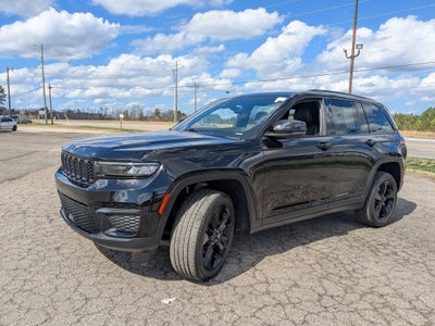 2023 Jeep Grand Cherokee Altitude 4x2