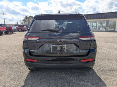 2023 Jeep Grand Cherokee Altitude 4x2