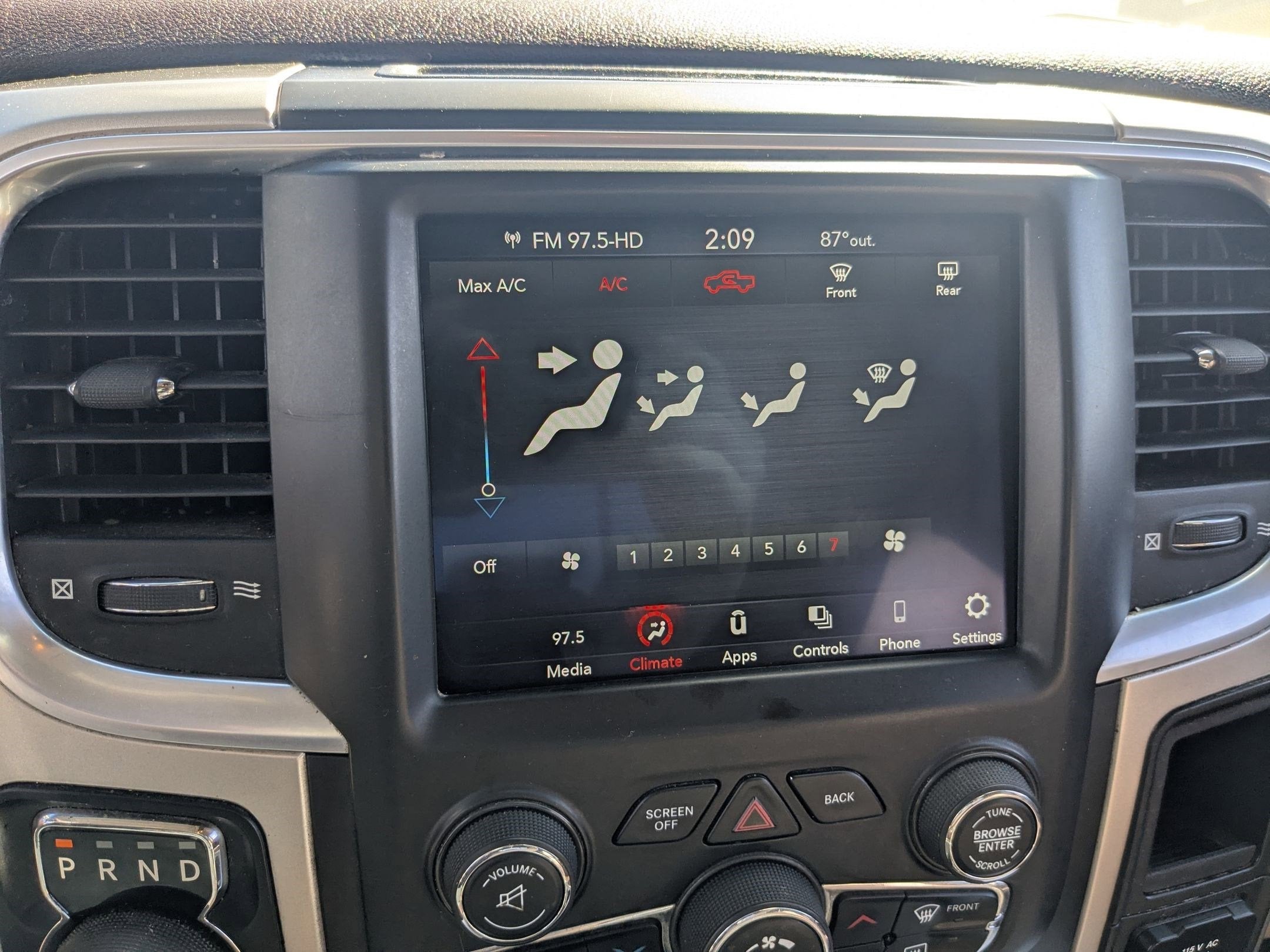 2018 RAM 1500 Big Horn Quad Cab 4x4 6'4' Box