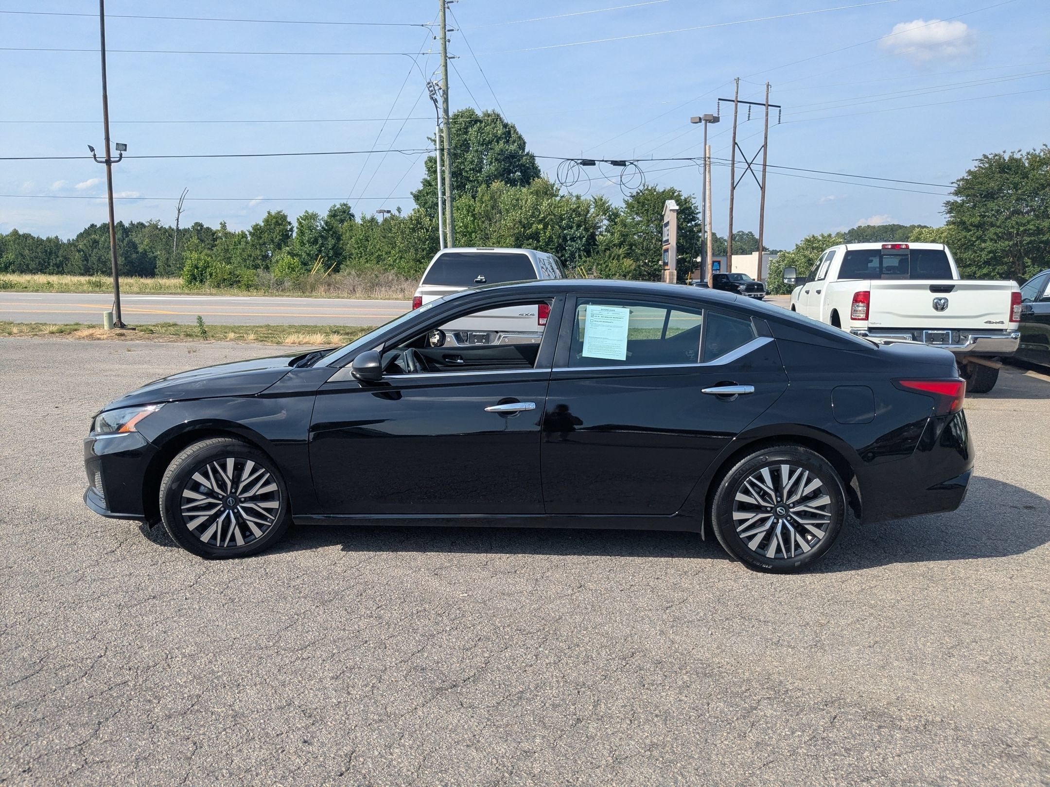 2024 Nissan Altima SV FWD