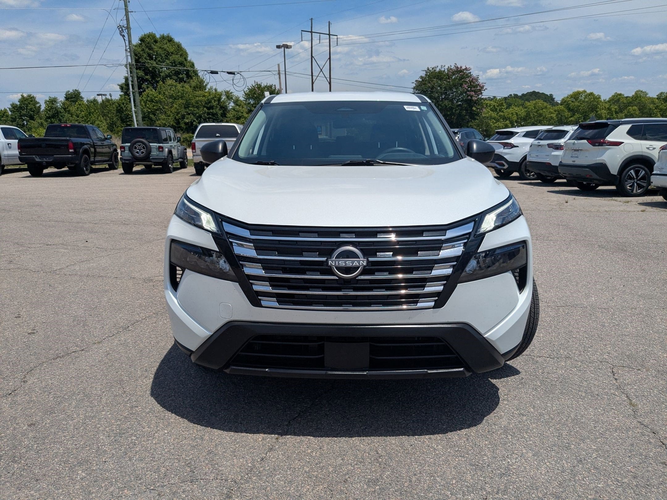2025 Nissan Rogue S FWD