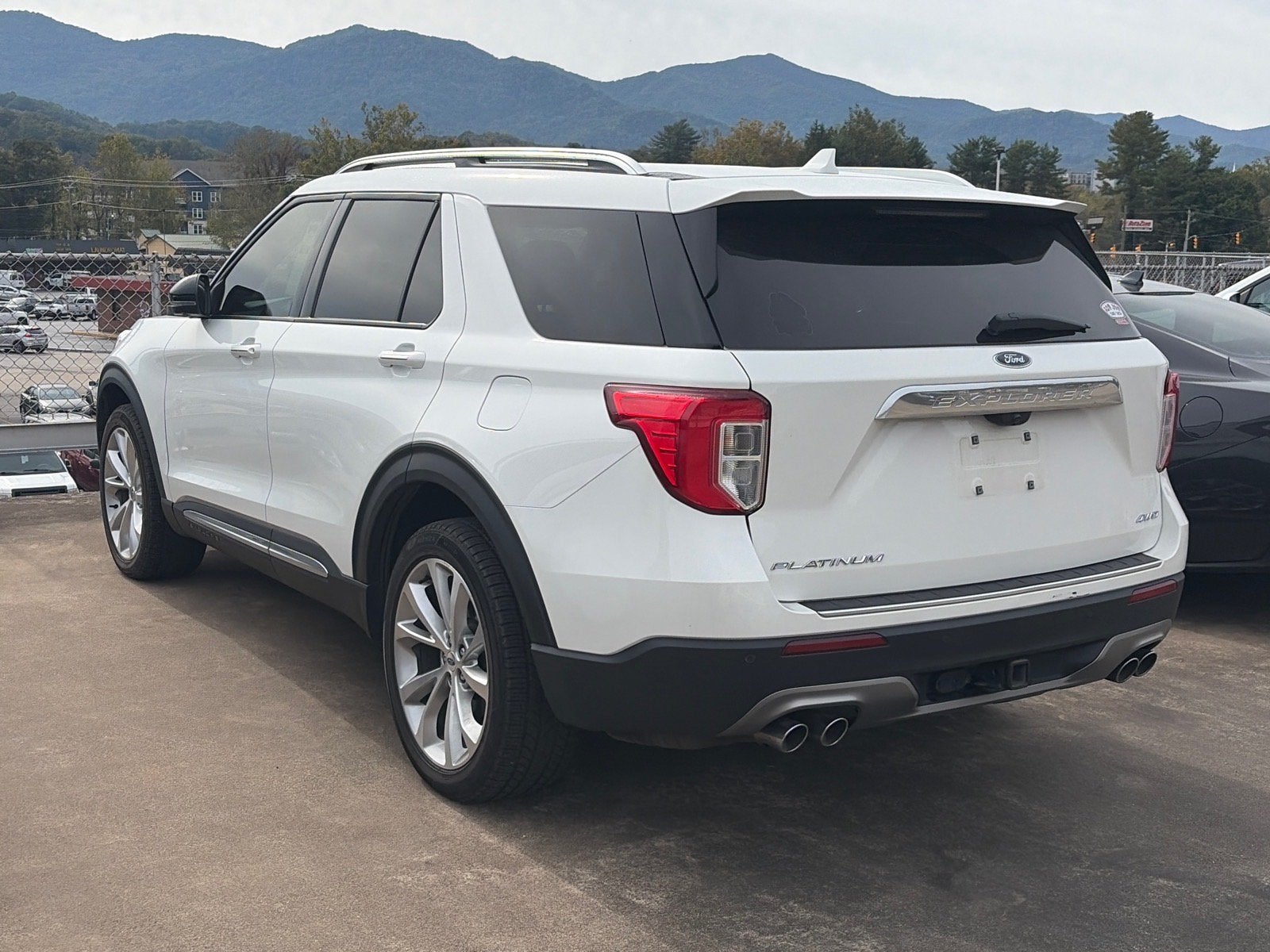 2022 Ford Explorer Platinum