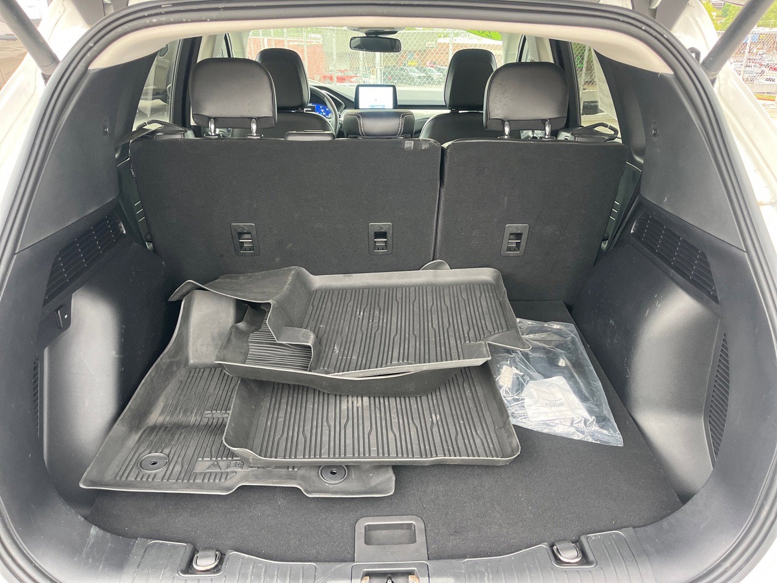 2022 Ford Escape Titanium Hybrid