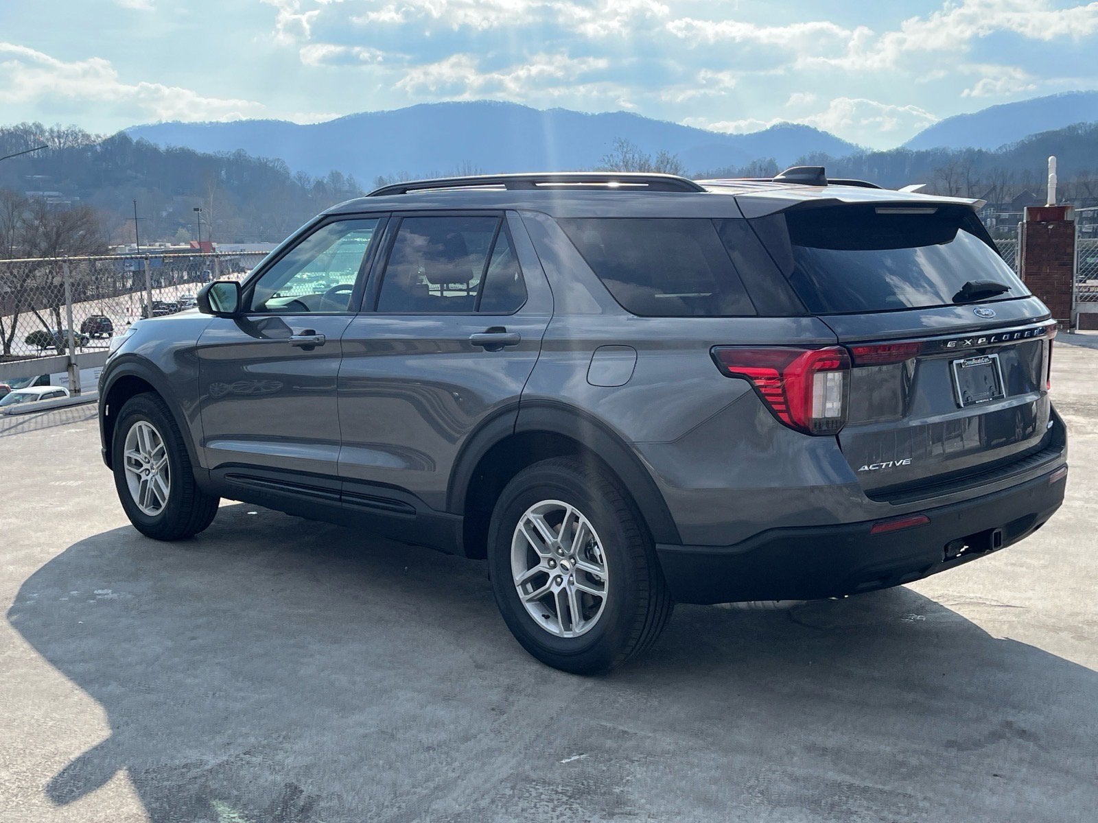 2026 Ford Explorer Active w/100A Pkg