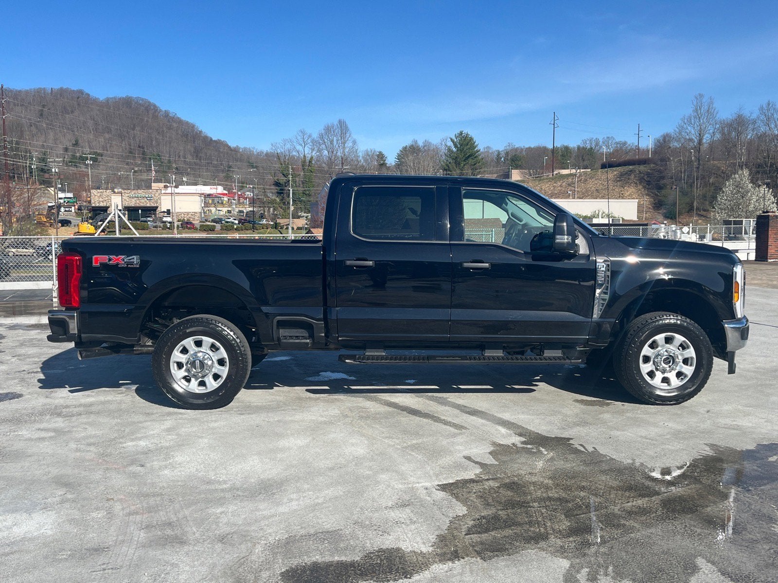 2024 Ford Super Duty F-250 SRW XLT