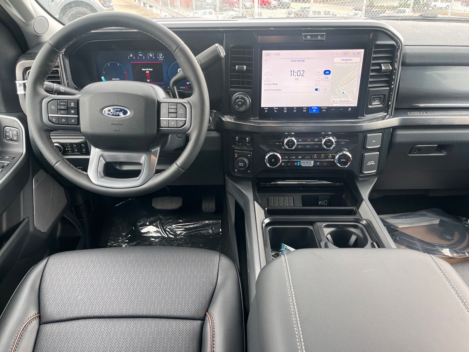 2026 Ford Super Duty F-350 SRW LARIAT