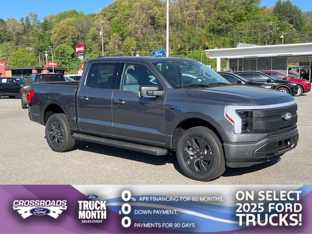 2025 Ford F-150 Lightning Flash