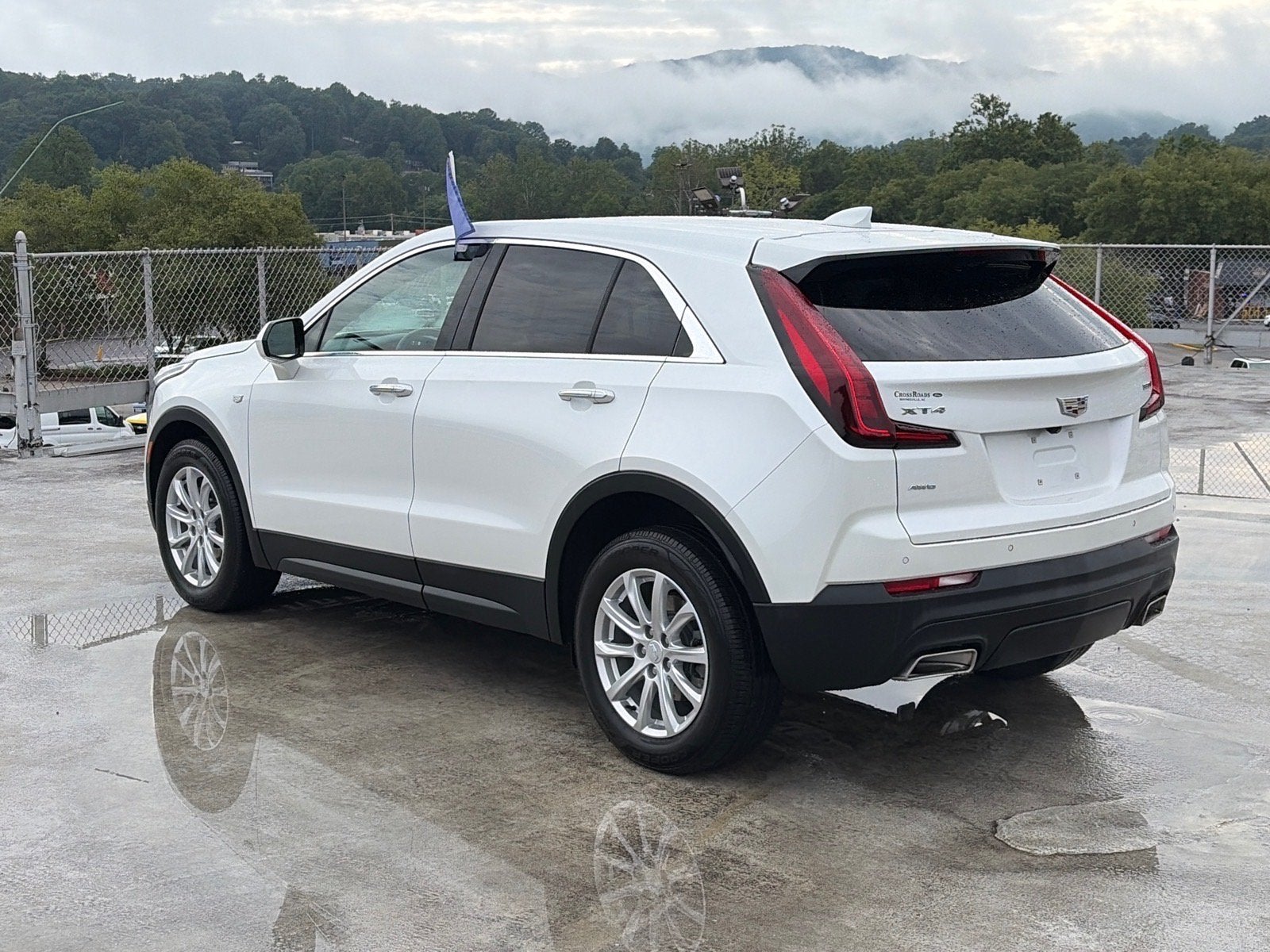 2023 Cadillac XT4 AWD Luxury