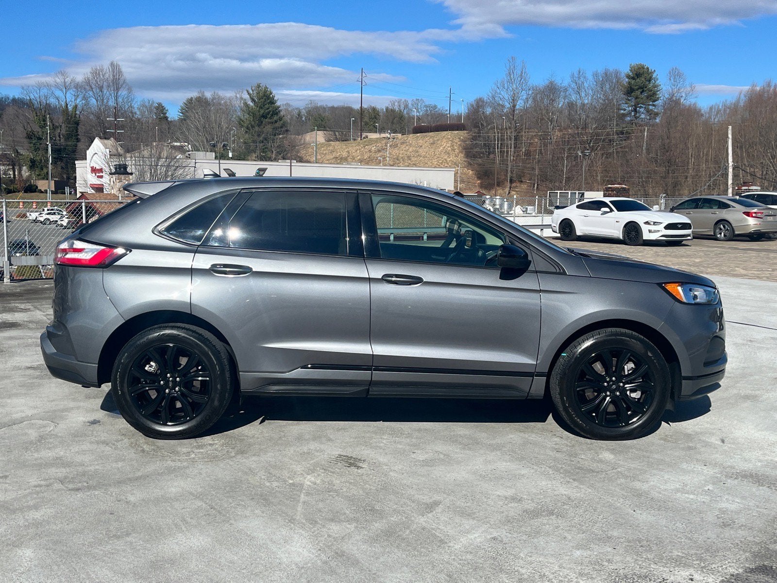 2024 Ford Edge SE