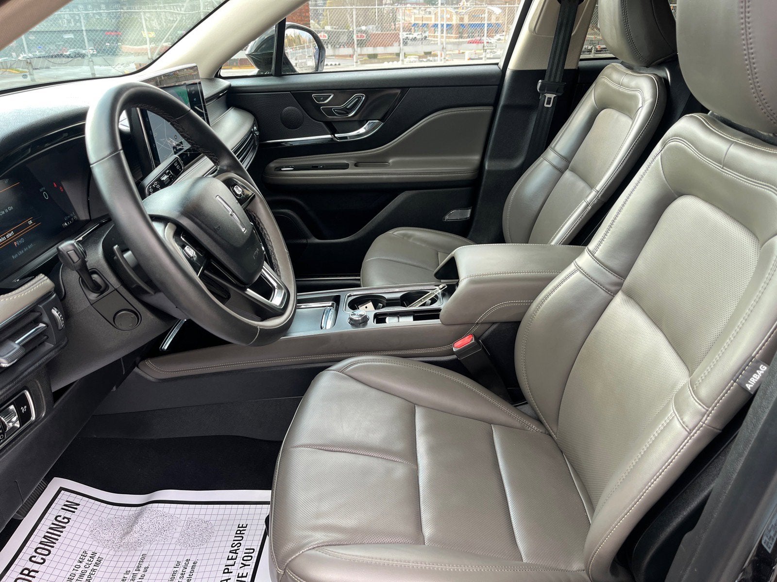 2023 Lincoln Corsair Standard