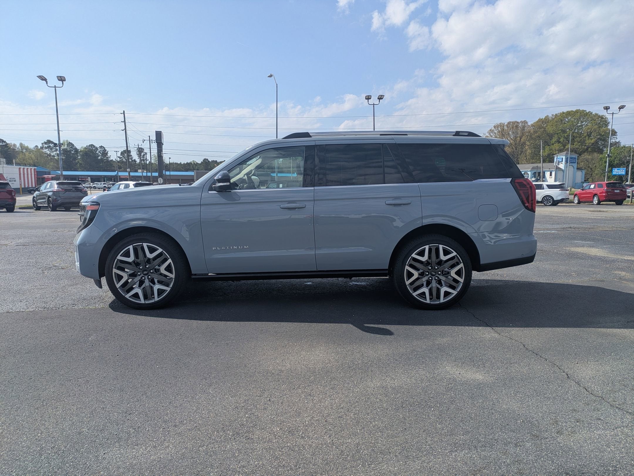 2025 Ford Expedition Platinum