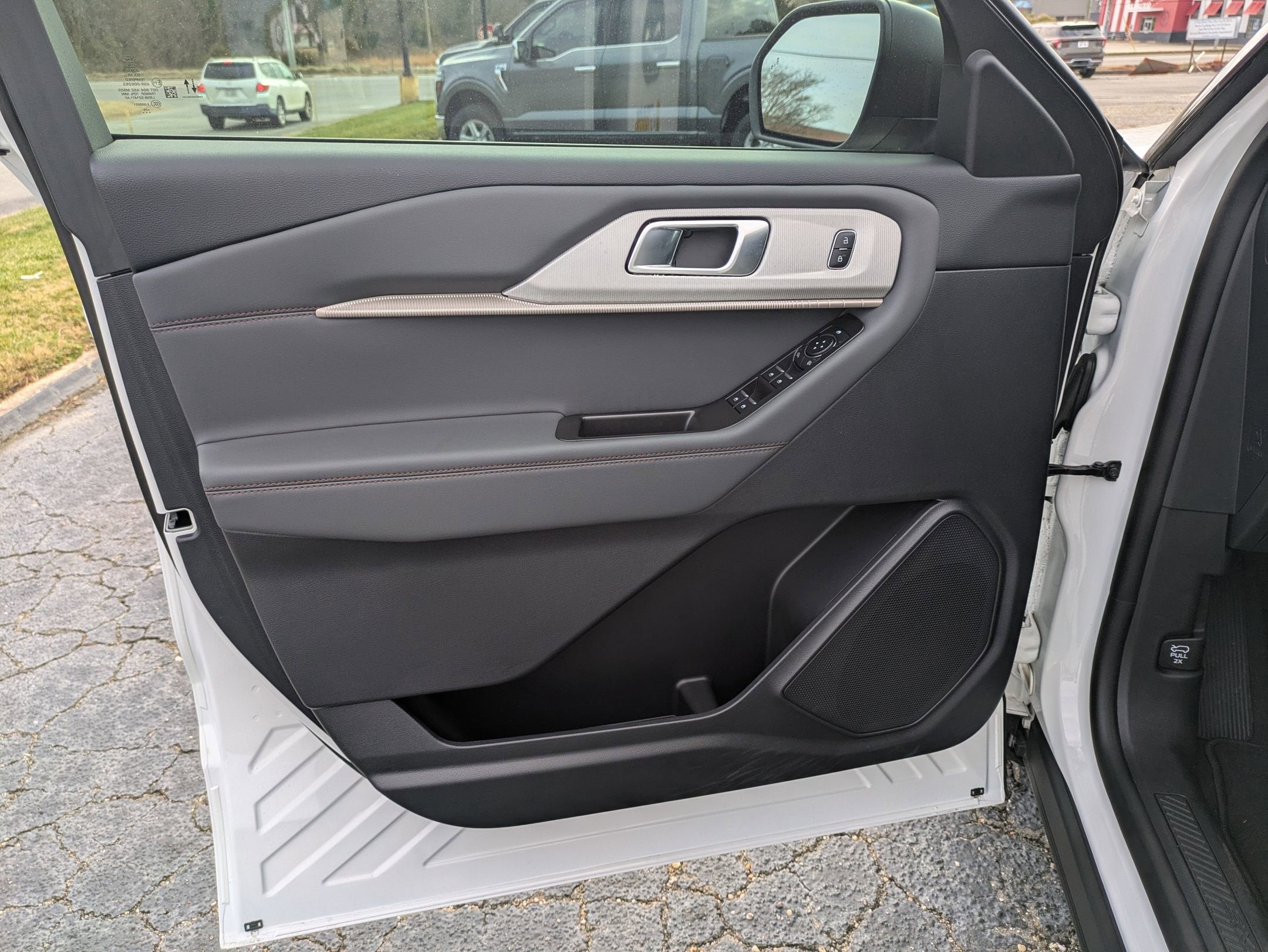 2025 Ford Explorer Active - Crossroads Courtesy Demo