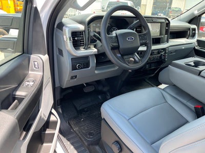 2025 Ford Super Duty F-550 DRW XL DRW