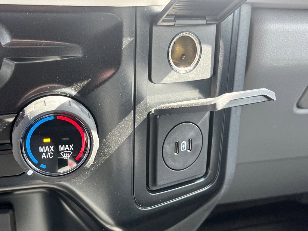 2025 Ford Super Duty F-550 DRW XL DRW