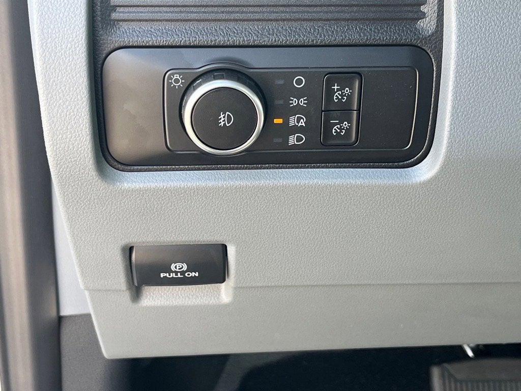 2026 Ford Super Duty F-600 DRW XL