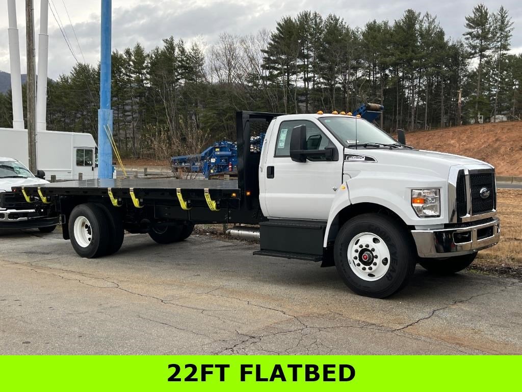 2025 Ford F-650SD Base