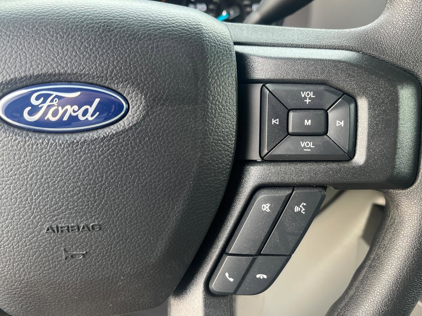 2026 Ford E-Series Cutaway Base Cutaway