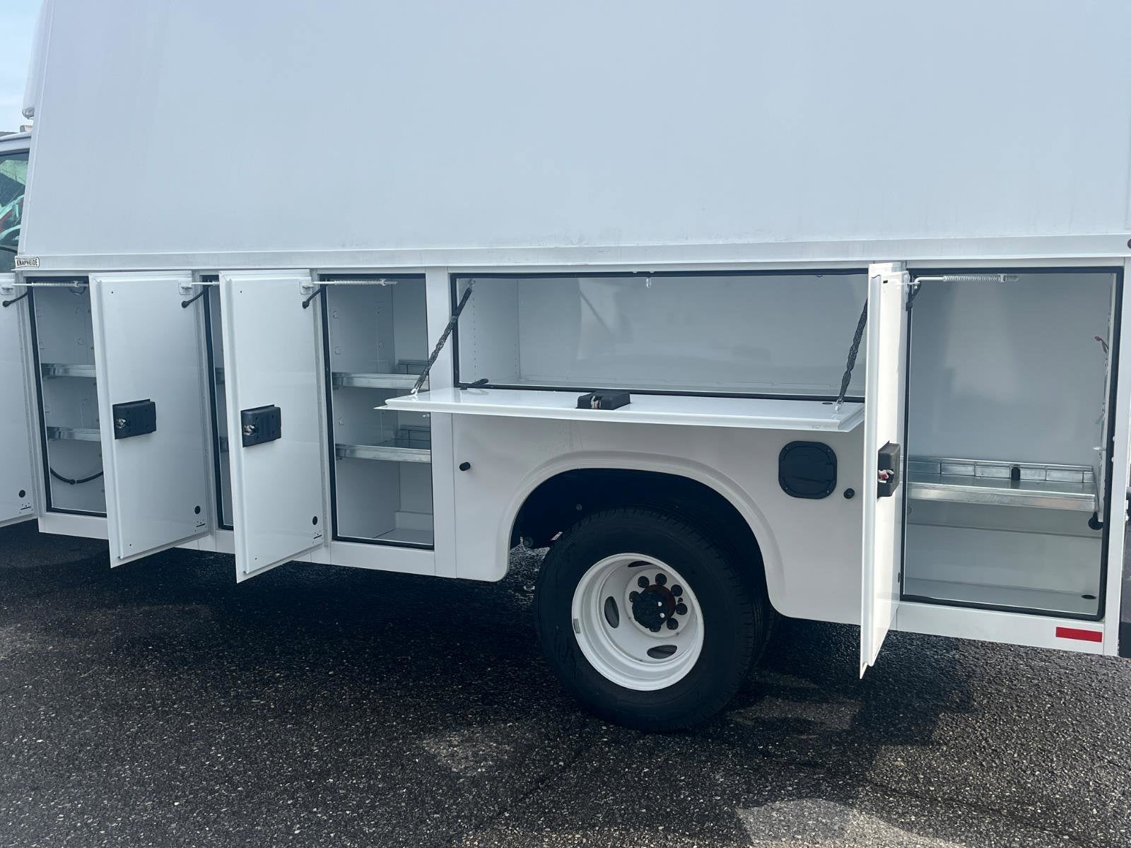 2026 Ford E-Series Cutaway Base Cutaway