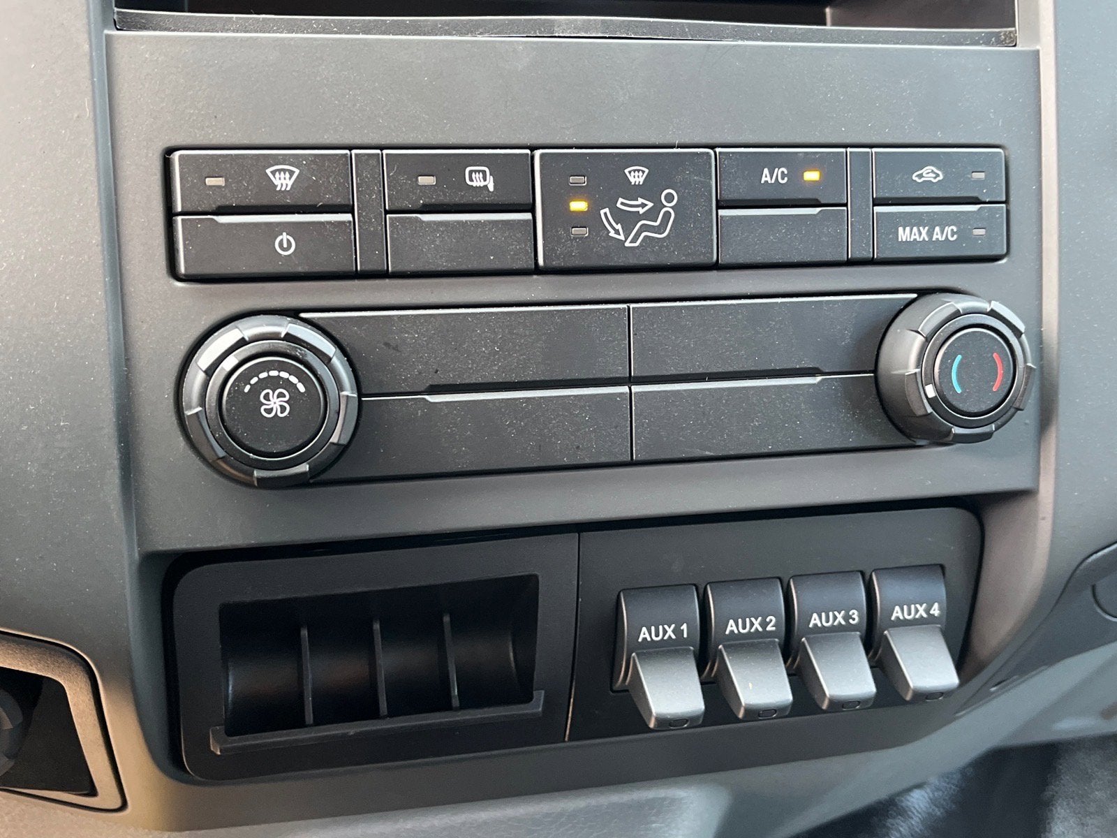 2026 Ford F-750SD Base