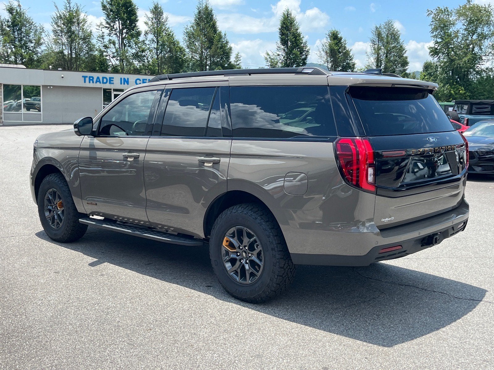 2026 Ford Expedition Tremor
