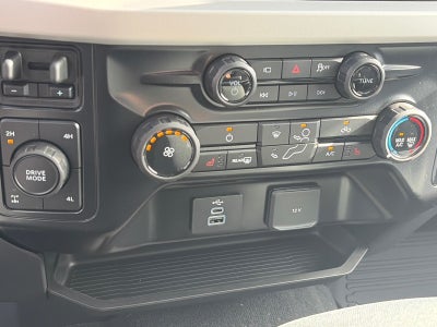 2027 Ford Super Duty F-250 SRW XLT