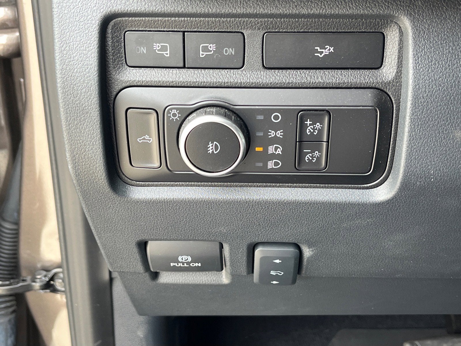 2023 Ford Super Duty F-250 SRW LARIAT