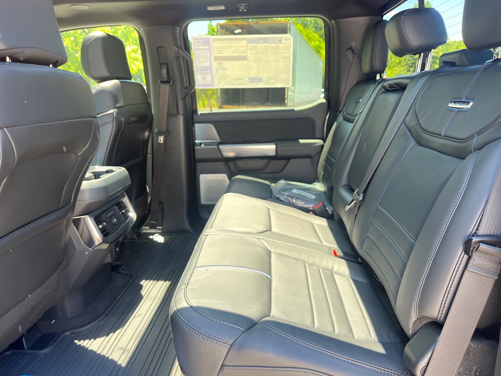 2026 Ford Super Duty F-350 SRW Platinum
