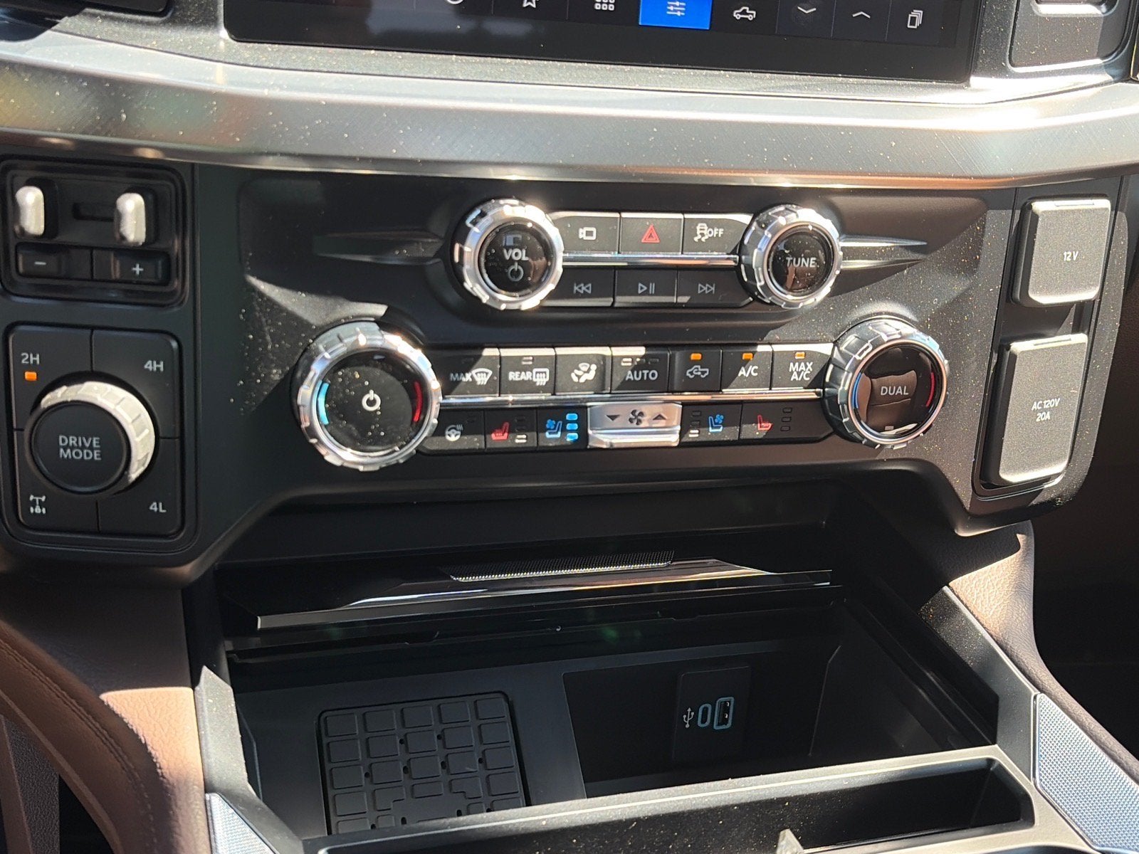 2026 Ford Super Duty F-350 SRW King Ranch