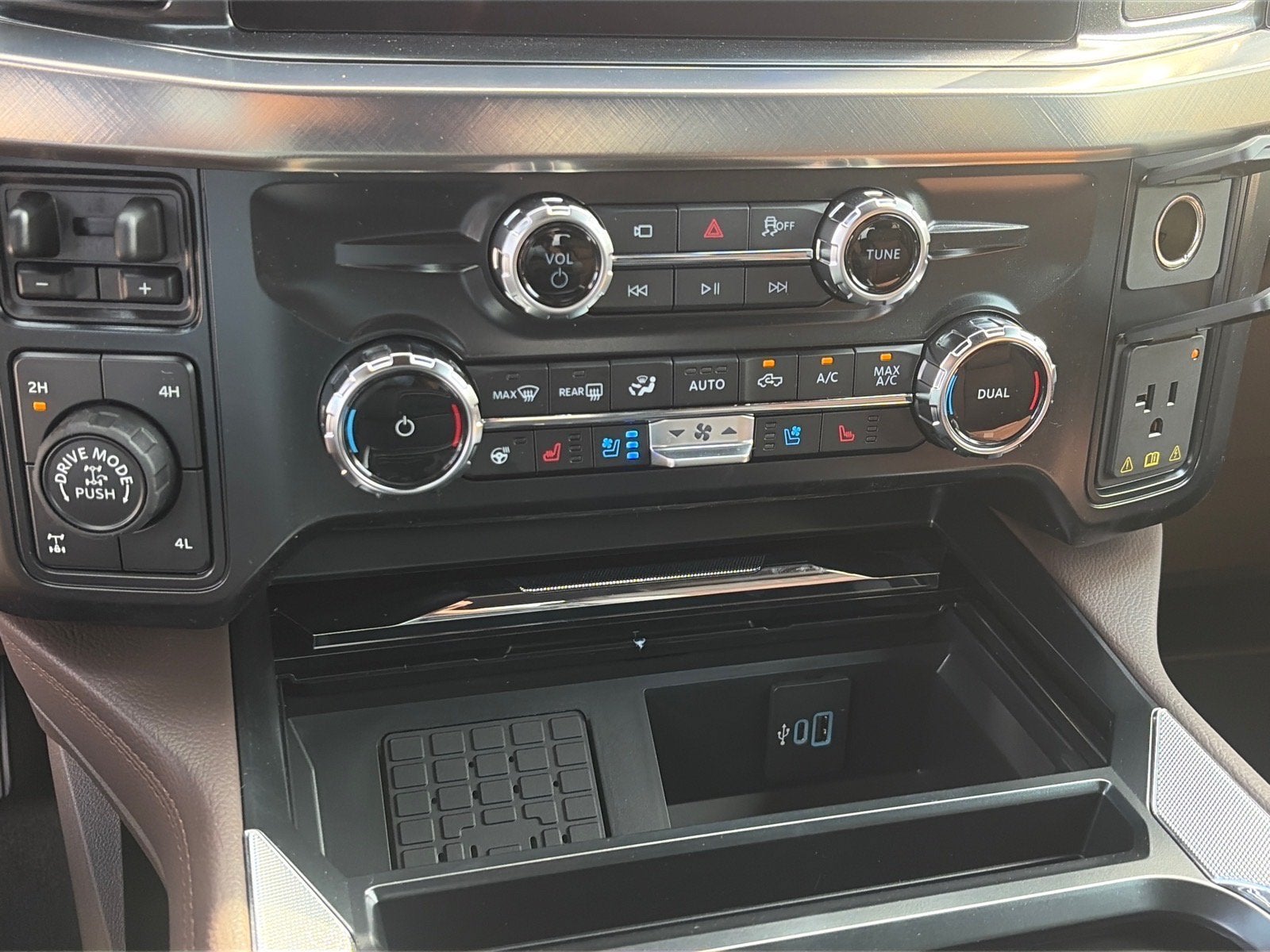 2026 Ford Super Duty F-350 SRW King Ranch