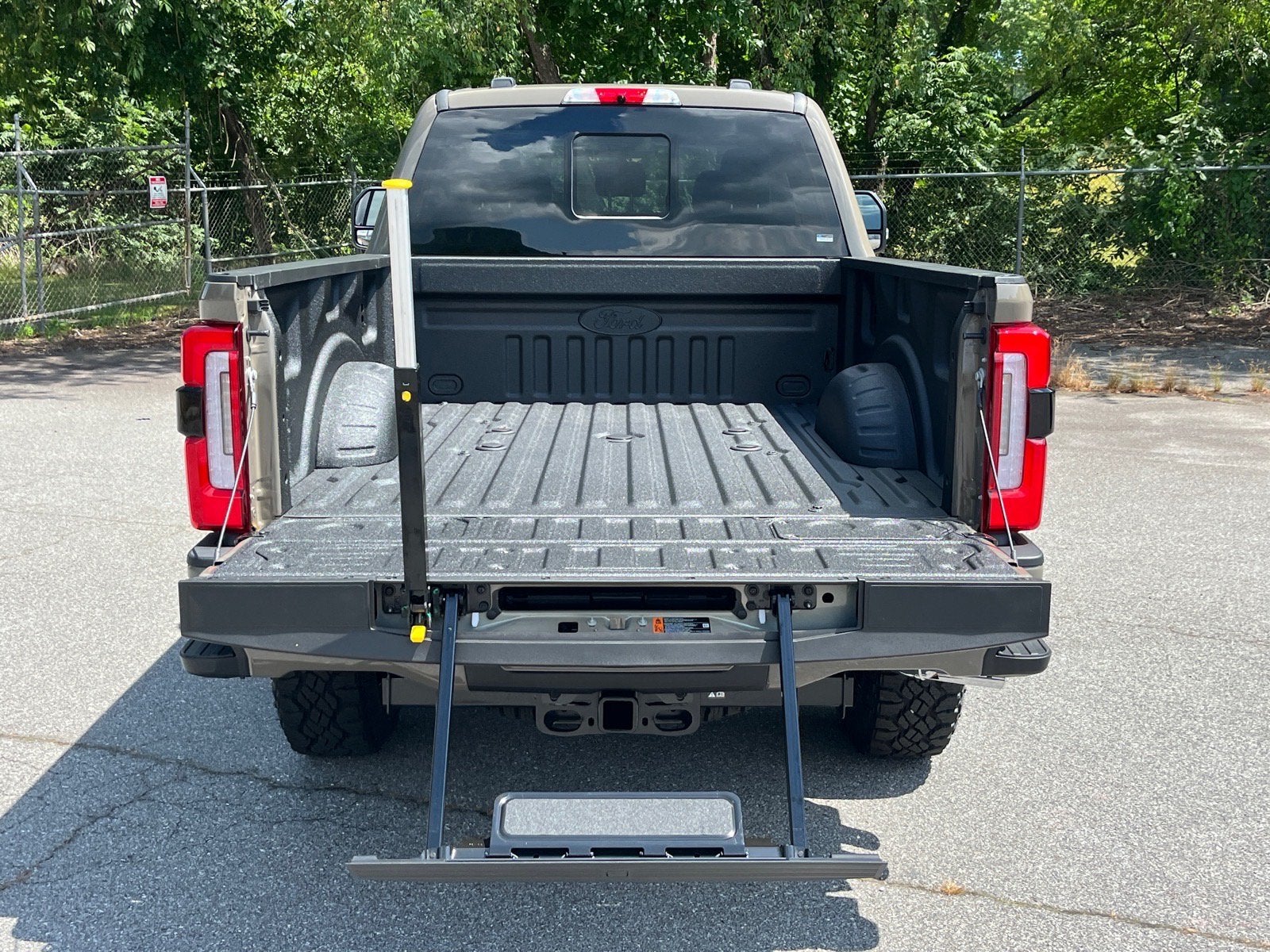 2026 Ford Super Duty F-350 SRW Platinum