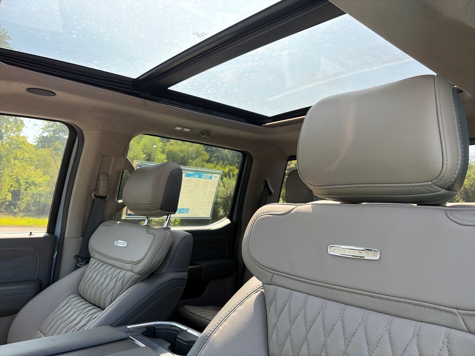 2026 Ford Super Duty F-350 SRW Platinum