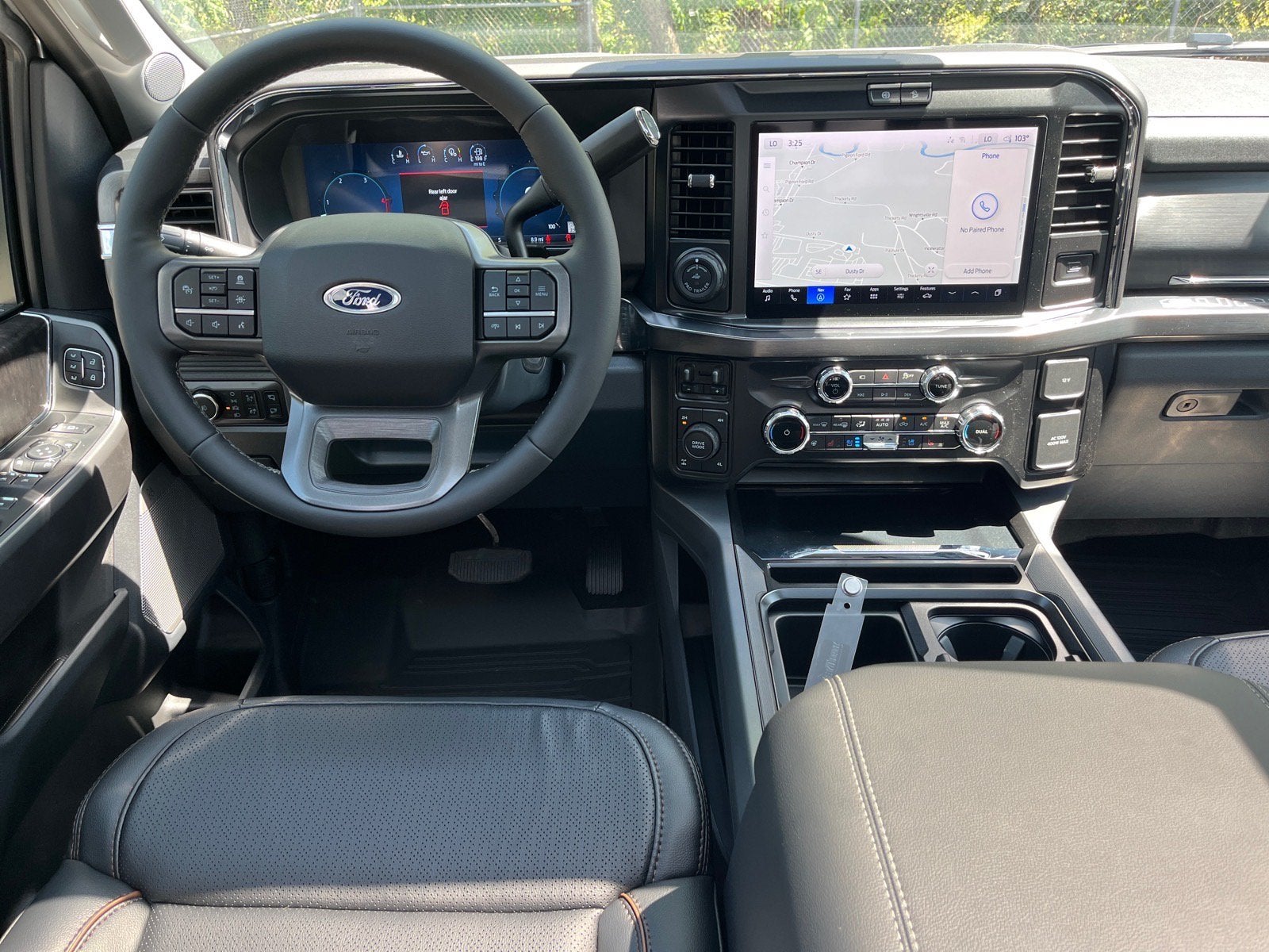 2026 Ford Super Duty F-350 SRW LARIAT