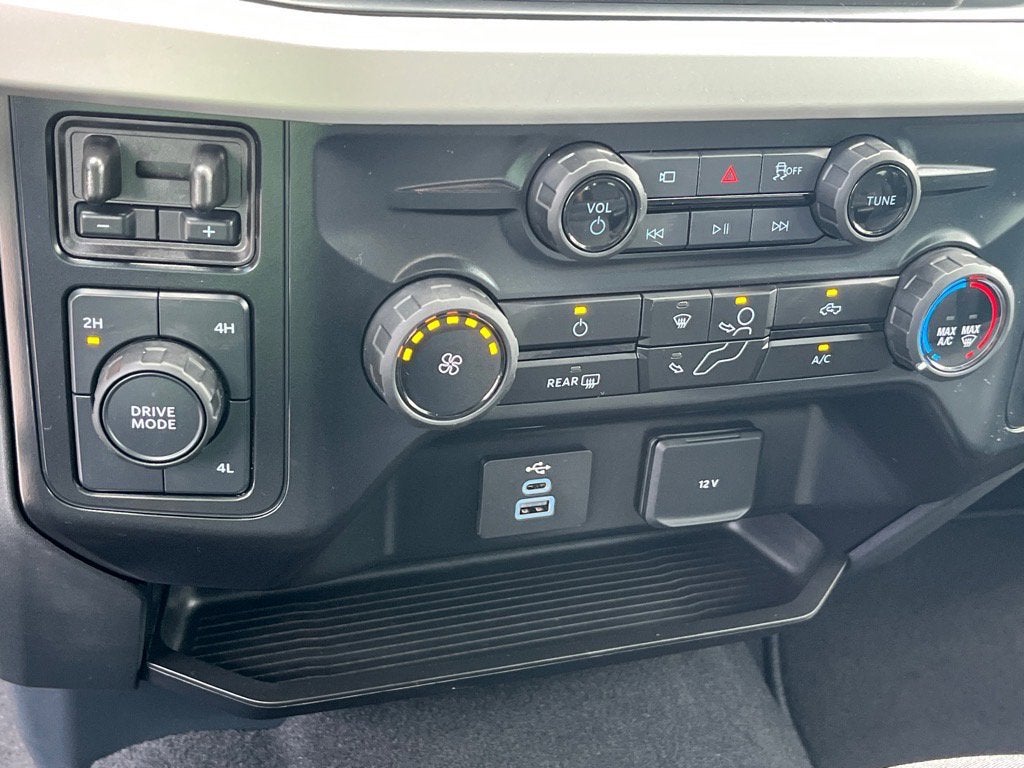 2025 Ford Super Duty F-350 SRW XL