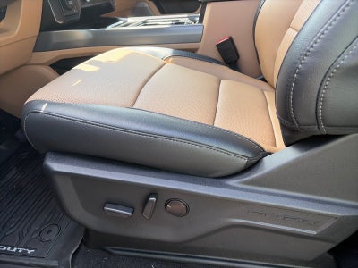 2026 Ford Super Duty F-350 DRW LARIAT