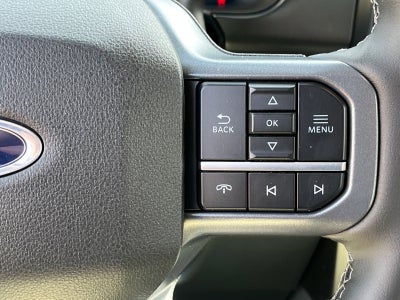 2026 Ford Super Duty F-450 DRW Lariat DRW