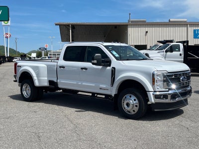 2026 Ford Super Duty F-450 DRW XLT