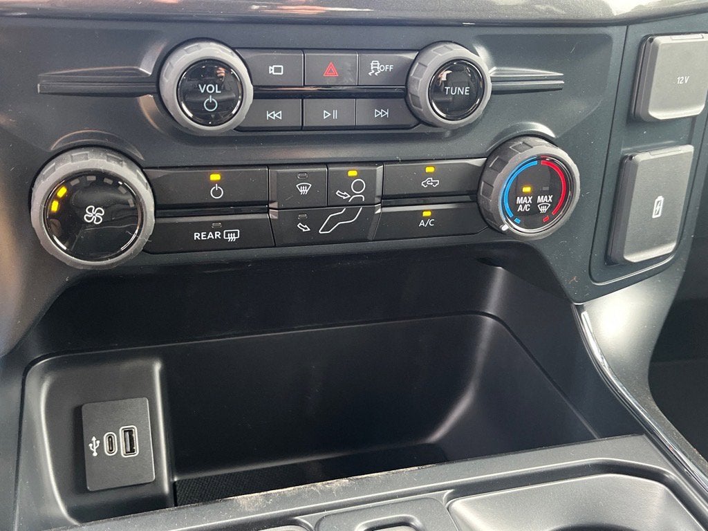2025 Ford F-150 STX