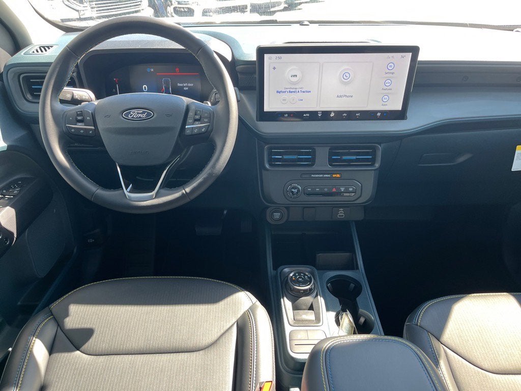 2025 Ford Maverick Lobo Standard