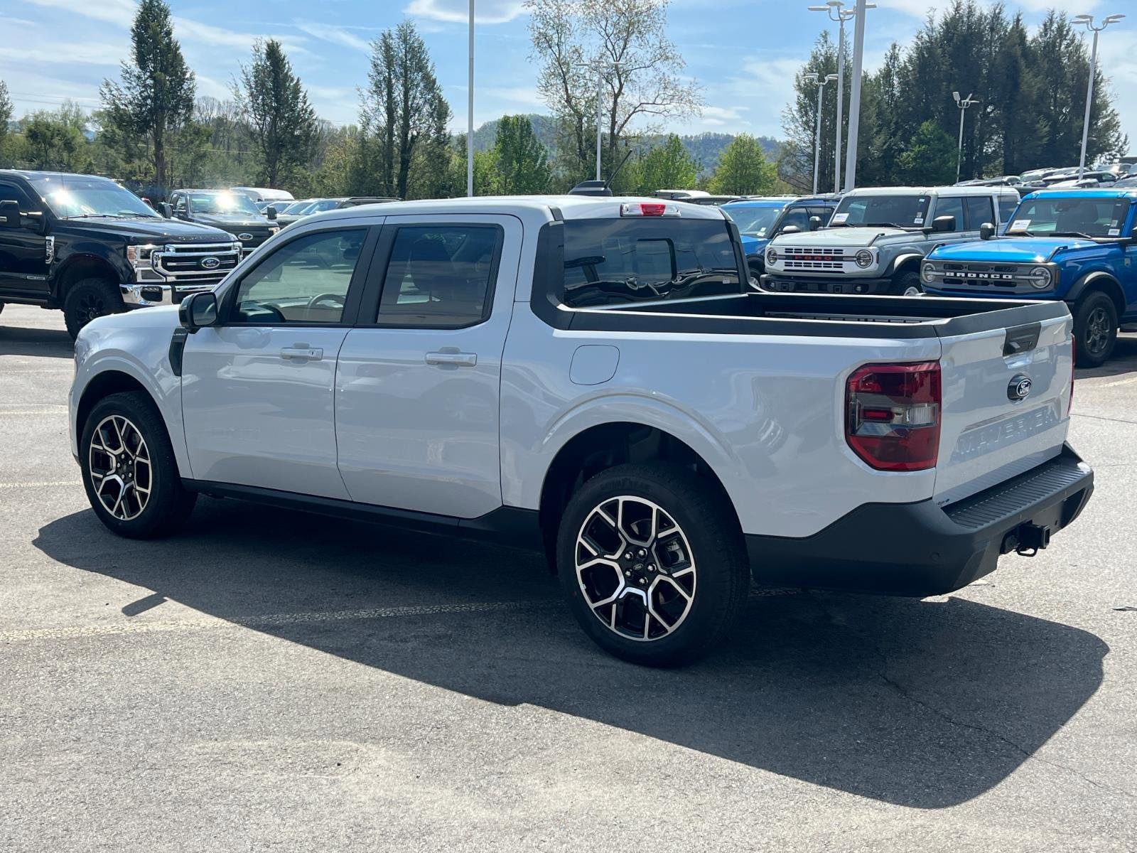 2025 Ford Maverick LARIAT