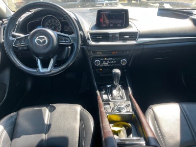 2018 Mazda Mazda3 4-Door Touring