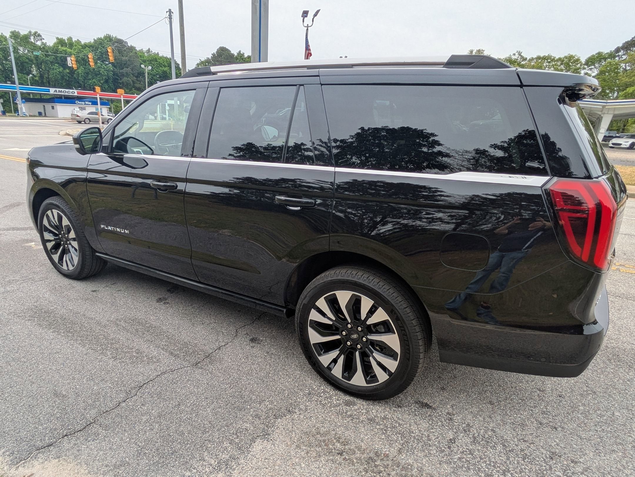 2025 Ford Expedition Platinum