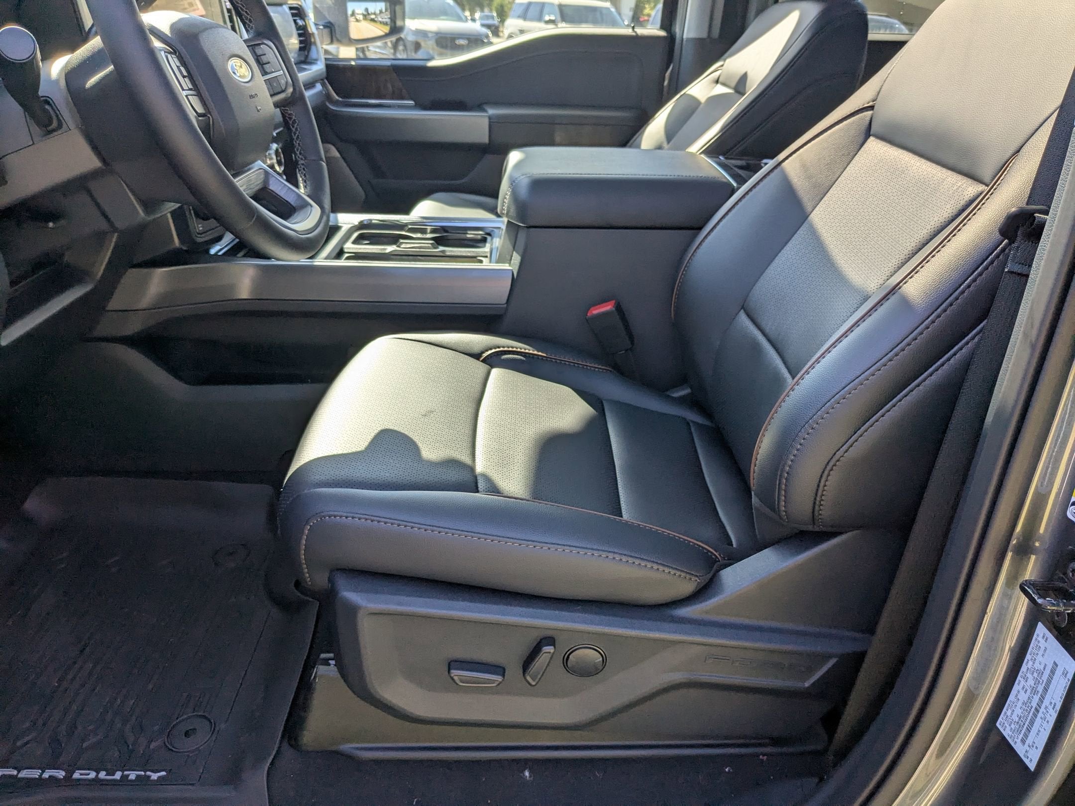 2025 Ford Super Duty F-250 SRW LARIAT