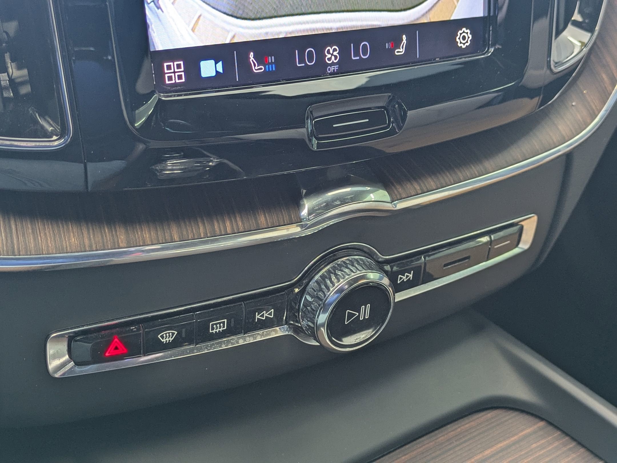 2022 Volvo XC60 Inscription