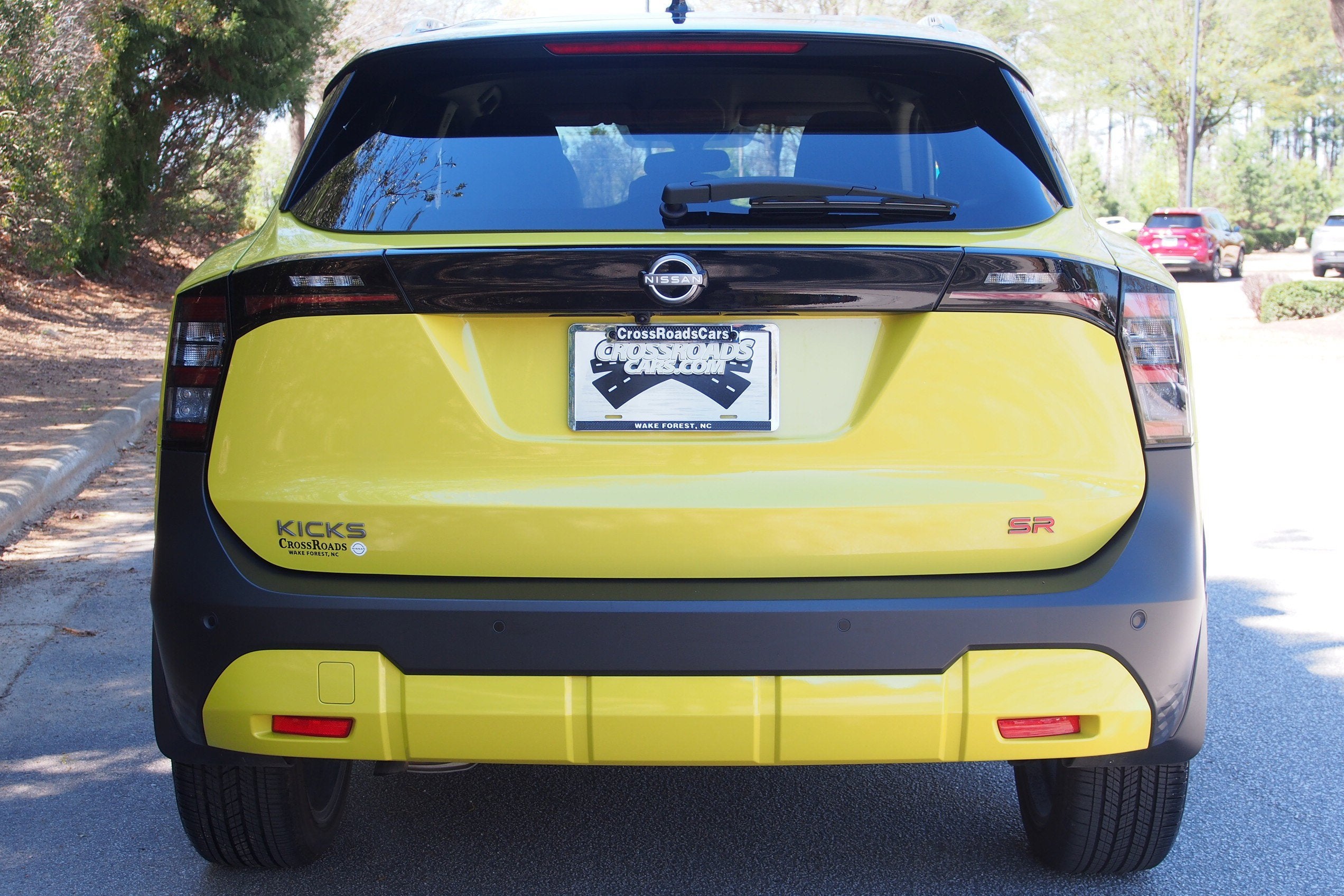 2025 Nissan Kicks SR