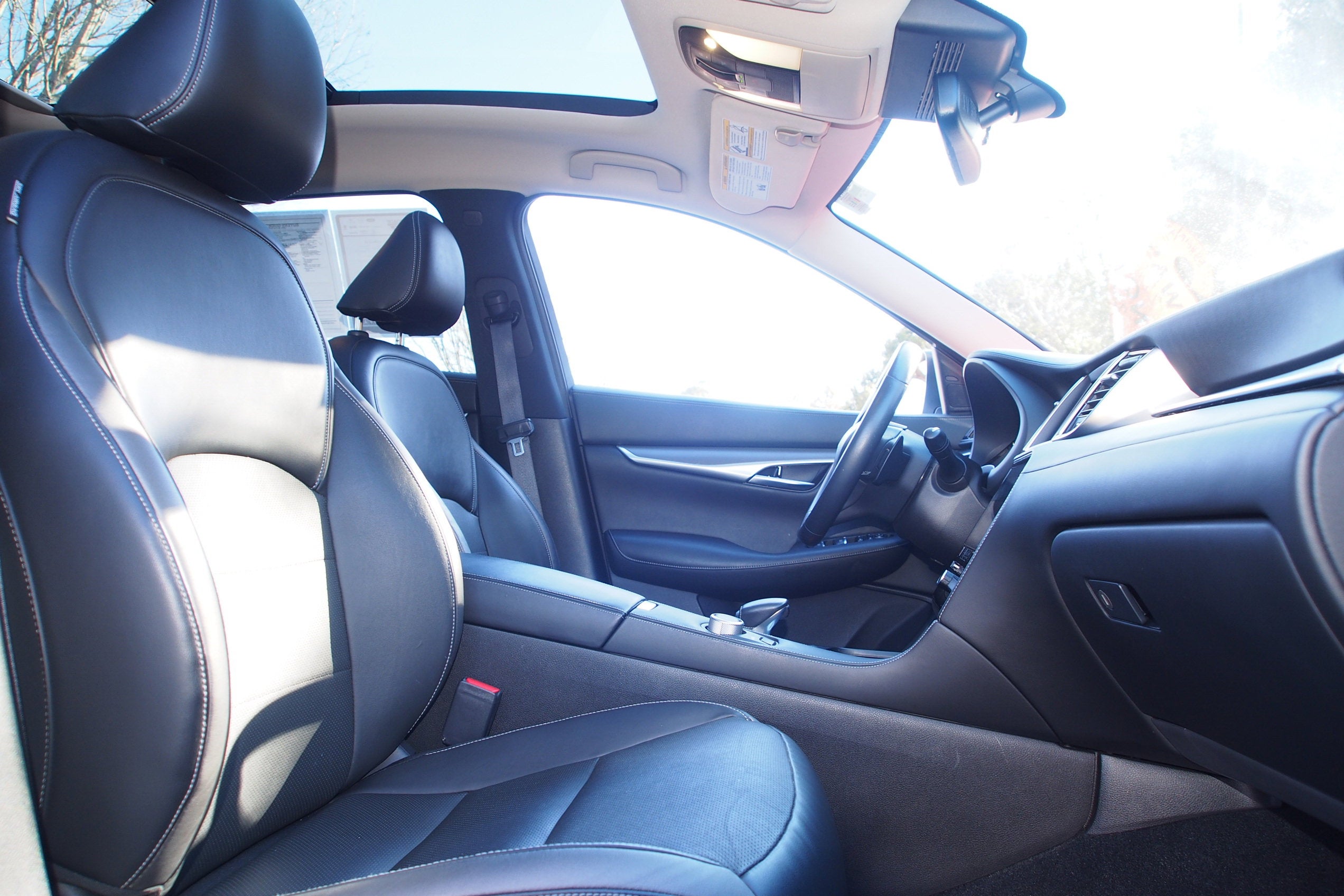 2022 INFINITI QX50 LUXE